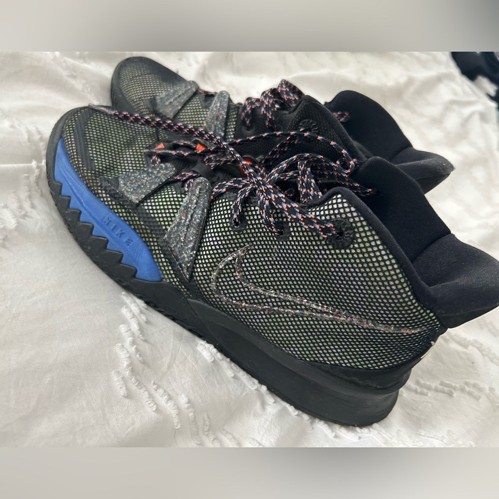 Kyrie 7 ‘grind’ by Nike- size 7Y